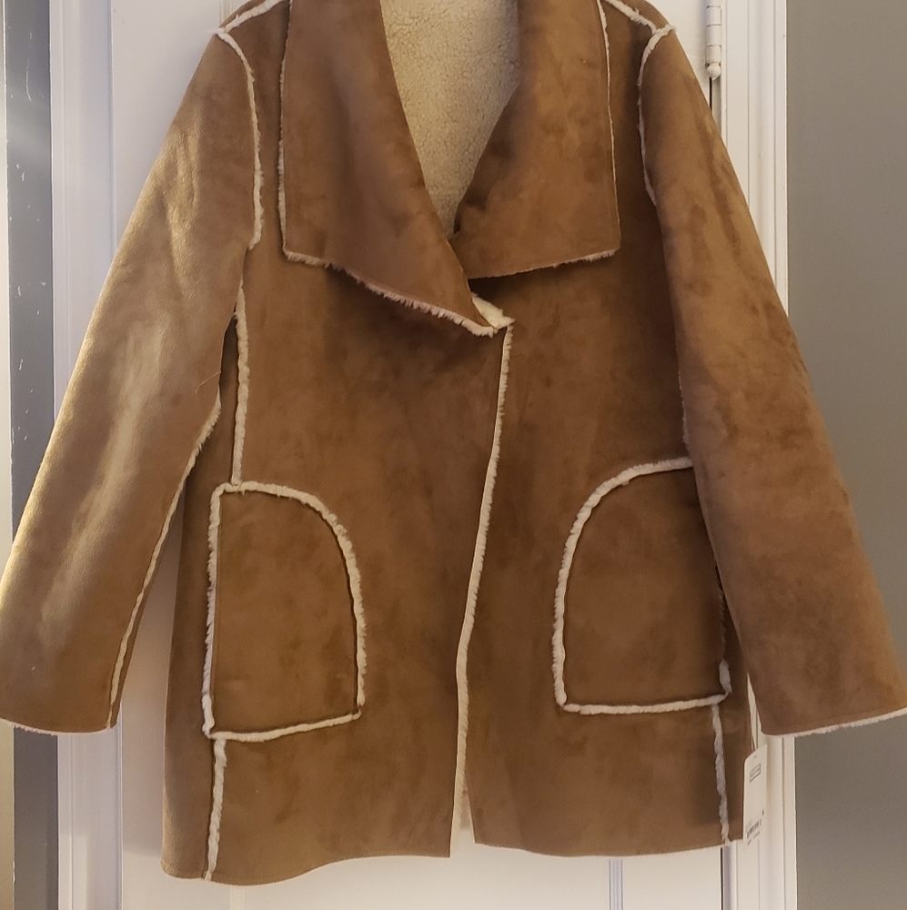 NWT faux suede warm coat size XL
